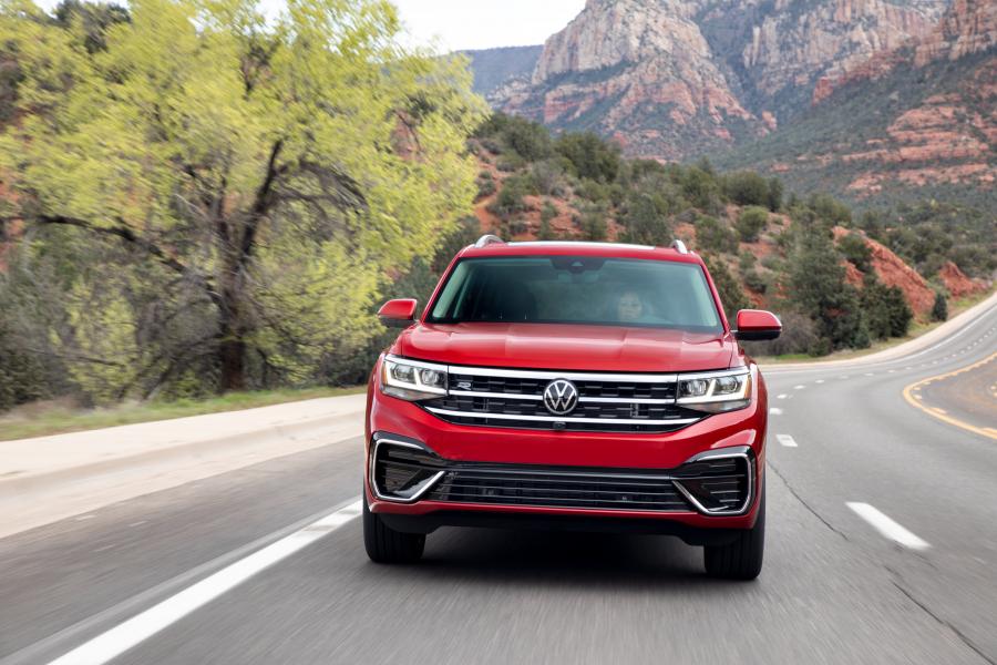  Volkswagen Atlas SEL V6 Premium 4Motion R-Line 2020 года  (фото 4 из 30)